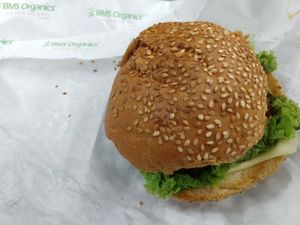 Veggie burger at KUL - BMS Organics - KLIA2 in Sepang