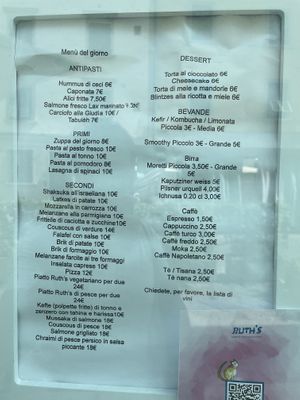 Full menu Aug 2021 - says it’s vegetarian but it has fish. Sounds like a good place, I havent tried at Ruths in Florence
