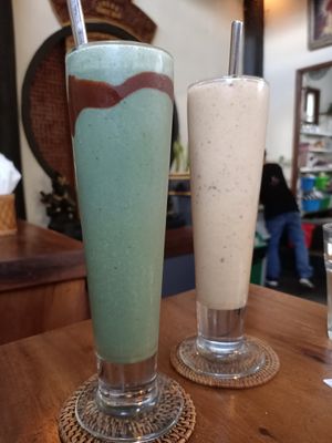 Smoothies at The Seeds of Life in Ubud