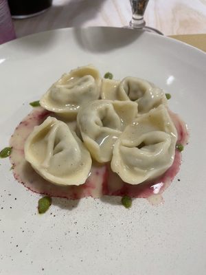 Tortelloni ripieni di patate, funghi e salvia  at La Locanda Del Gusto in Vicenza