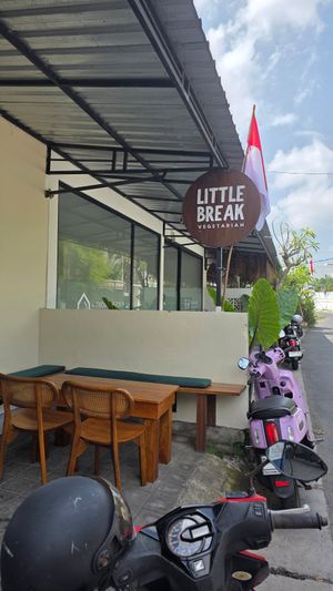 at Little break vegetarian in Canggu