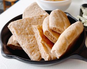 Pita bread at Fill a Pita in Central Singapore