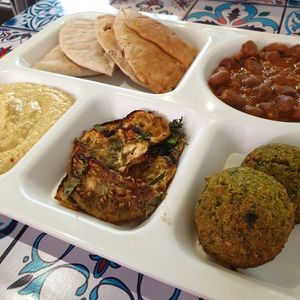 Platter at Fill a Pita in Central Singapore