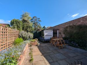 Patio at Kittiwake Cottage Bempton in Bempton