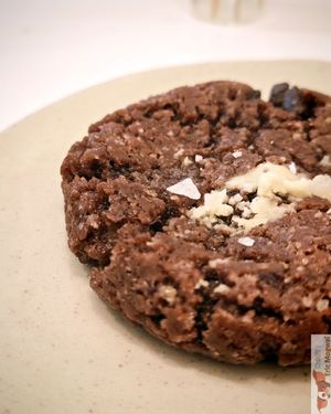 Chocolat cookie at Bakea in Paris