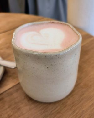 Spicy Pink Latte at Bakea in Paris