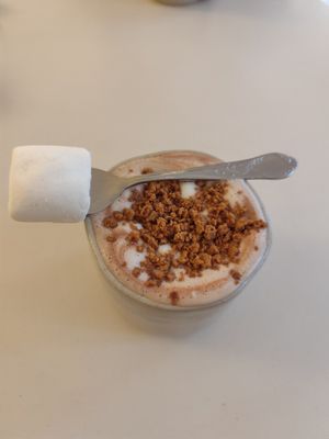Spéculos Latte at Bakea in Paris