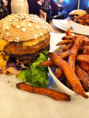 Pulled jackfruit BBQ at Bunte Burger Cologne in Cologne