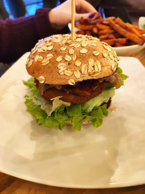 Crispy chickin at Bunte Burger Cologne in Cologne