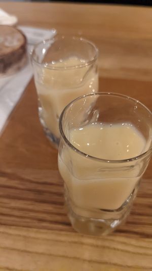 egg liqueur at Bunte Burger Cologne in Cologne