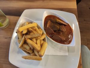 Vegan Currywurst at Bunte Burger Cologne in Cologne