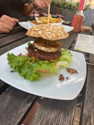 Camembert Burger  at Bunte Burger Cologne in Cologne