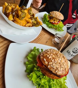  at Bunte Burger Cologne in Cologne
