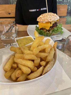   at Bunte Burger Cologne in Cologne