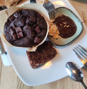 Sunday brunch at Bunte Burger Cologne in Cologne