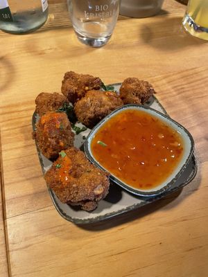 Cauliflower wings  at Bunte Burger Cologne in Cologne