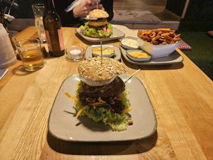 Camembert burger with veggies and red bean patty. The self made vegan Camembert was very good! Hats off to the chef 🧑‍🍳   at Bunte Burger Cologne in Cologne