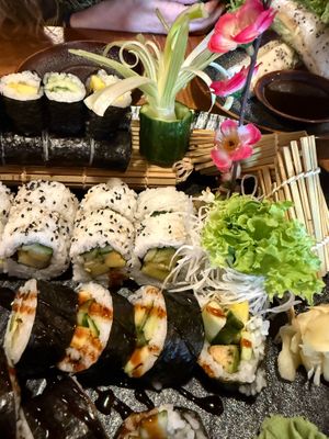 mixed makis and rolls at Saigon Soul Dortmund: Vietnamese Kitchen – Sushi, Bar & More in Nordrhein-westfalen