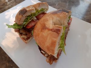 Pepito vegano / Seitan bagel  at Zoe Food in Gran Canaria