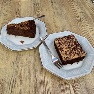Vegan chocolate and nut cake and vegan chocolate brownie with peanut butter frosting.  at Zoe Food in Gran Canaria