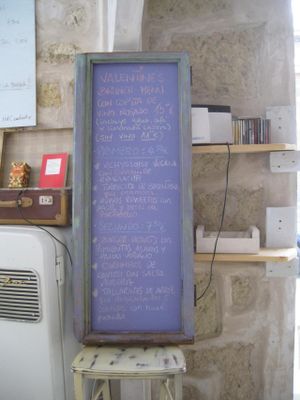 A Valentine's Day menu board  at Zoe Food in Gran Canaria
