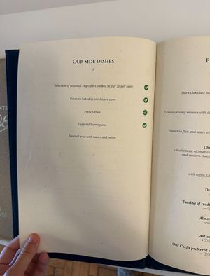 Steakhouse clear labels  at Hotel Eden Roc in Campania