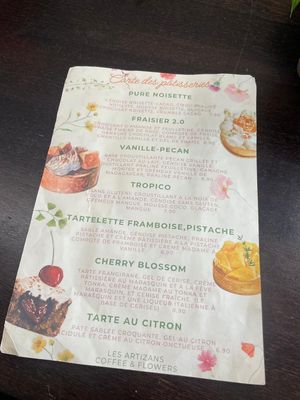  at Les Artizans Coffee and Flower in Paris