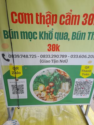 Sign outside at Tiệm Chay Thong Thả in Ho Chi Minh City