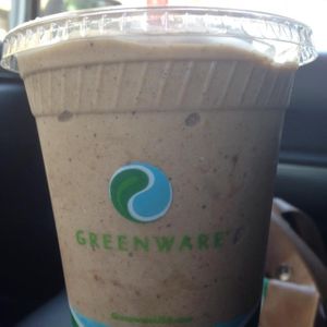 chocolate peanut butter smoothie at Juicy Jenny in Atlanta