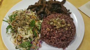 Garlic pepper steak trips with multigrain rice  at Quan Long Hoa in Westminster