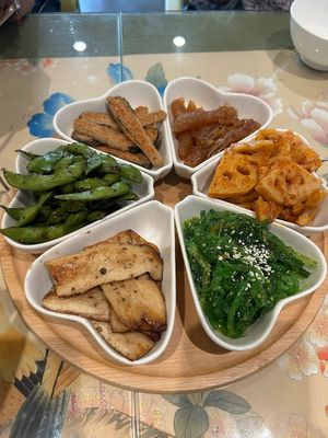 Appetizer platter including fried oyster mushrooms at Water Drop Teahouse in Stafford