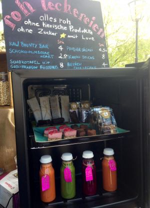 the fridge : juices, bounties, choco-tablets, cheesecakes, … YUM at Smoothie Bar Muhleplatz in Thun