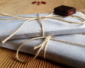 chocolate tablet filled with a goji-orange jam at Smoothie Bar Muhleplatz in Thun