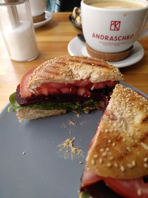 Lovestruck Vegan Bagel at TASTE in Schleswig-holstein