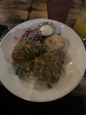 Fried chicken platter ❤️❤️❤️  at Fifth House in Omaha