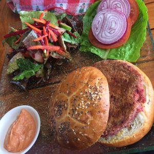 hamburger at Leaf Eaters Cafe in Bocas Del Toro