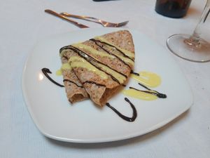 Dessert at Baratza Kafea in Pamplona