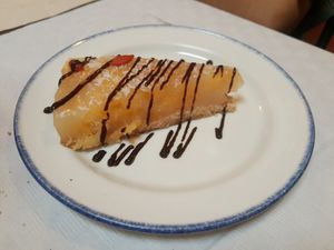 Cake at Baratza Kafea in Pamplona