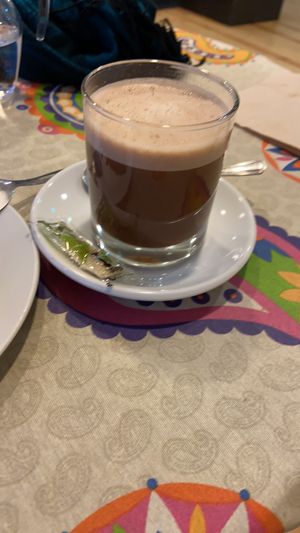 Tasty cinnamon latte   at Baratza Kafea in Pamplona
