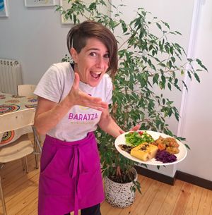 The best time for the menú is  from 13.15 to 15.45h. but if you come later we'll also welcome and nourish you. at Baratza Kafea in Pamplona