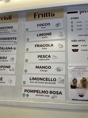 Clearly labeled vegan flavours  at gianduia in Catalunya