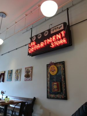 Interior design at Starving Artist Creperie and Cafe in Lee