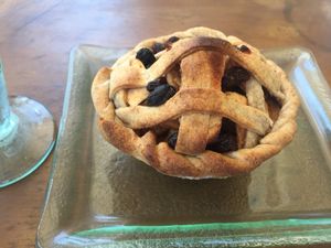 Apple pie at Divine Earth in Seminyak