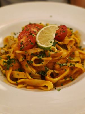 Tagliatelle al pomodoro at imperium  in Chaves
