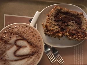 Hot chocolate and cake at Das Voglhaus in Konstanz
