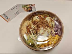 Poke bowl (composé personnellement) at MyPoke Brussels Central in Bruxelles