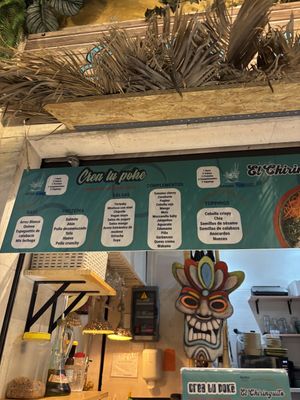 Instruction   at El Chiringuito Poke_Cocktail_Bar in Canarias