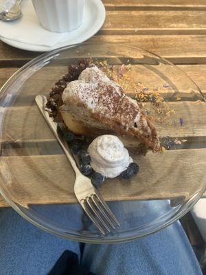 banana toffee cake at Zielony Talerzyk in Lublin