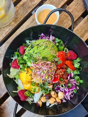 Vegetarian bowl was a hit! at Zielony Talerzyk in Lublin