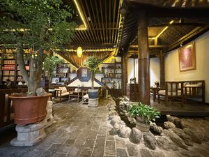   at Pusu Teahouse - 普素茶房 in Xian